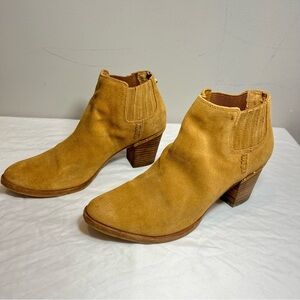 Steve Madden tinker camel tan block heel side zip ankle boots booties size 8.5